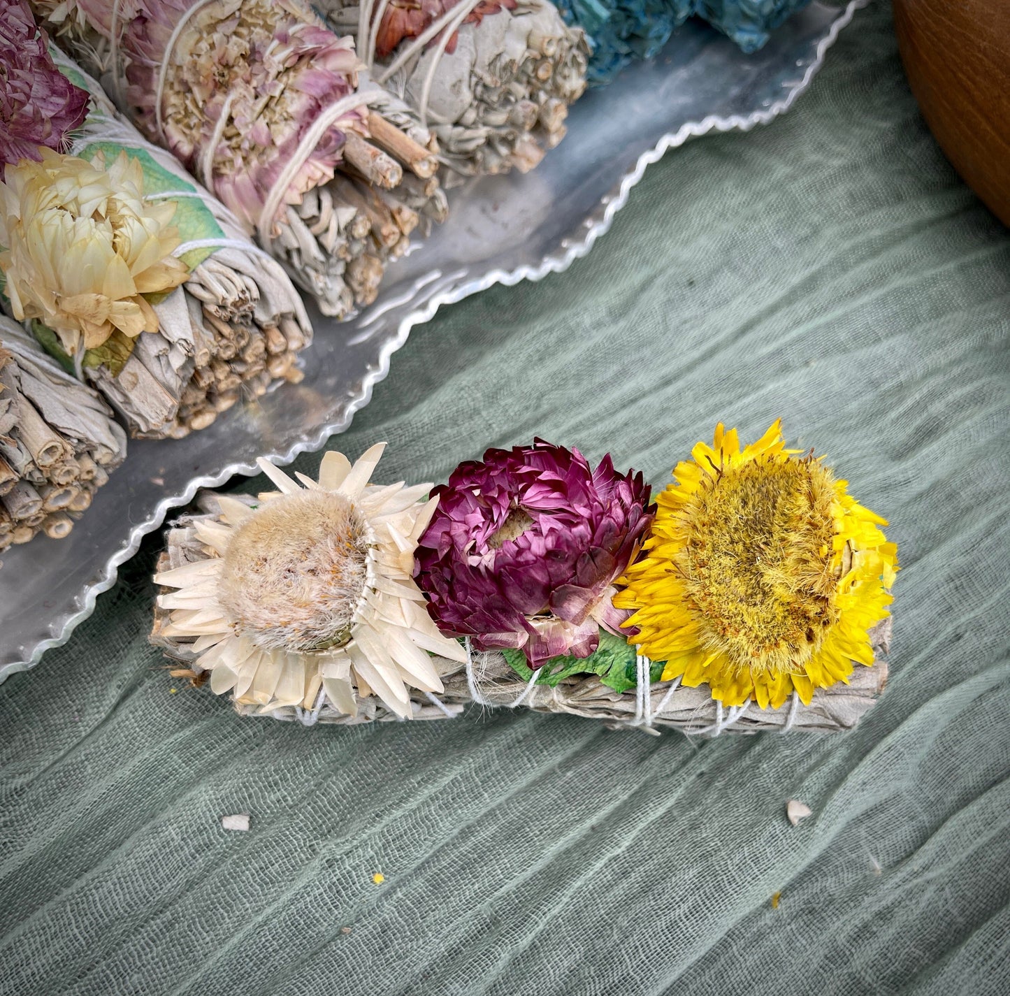 Paper Flower, Green Rose Petals & Sage Sage Bundle AJABA NATURALS®